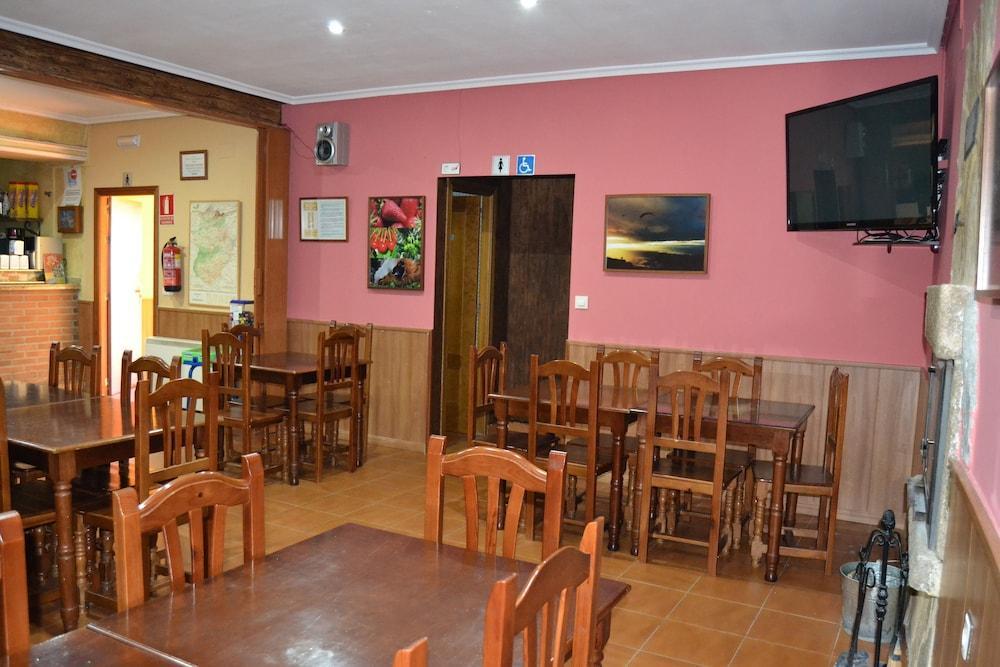 Albergue Aurora Boreal Casas del Monte ภายนอก รูปภาพ