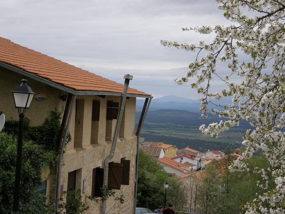 Albergue Aurora Boreal Casas del Monte ภายนอก รูปภาพ